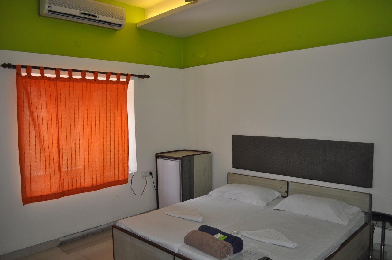 Hotel Kabli New Delhi Ngoại thất bức ảnh