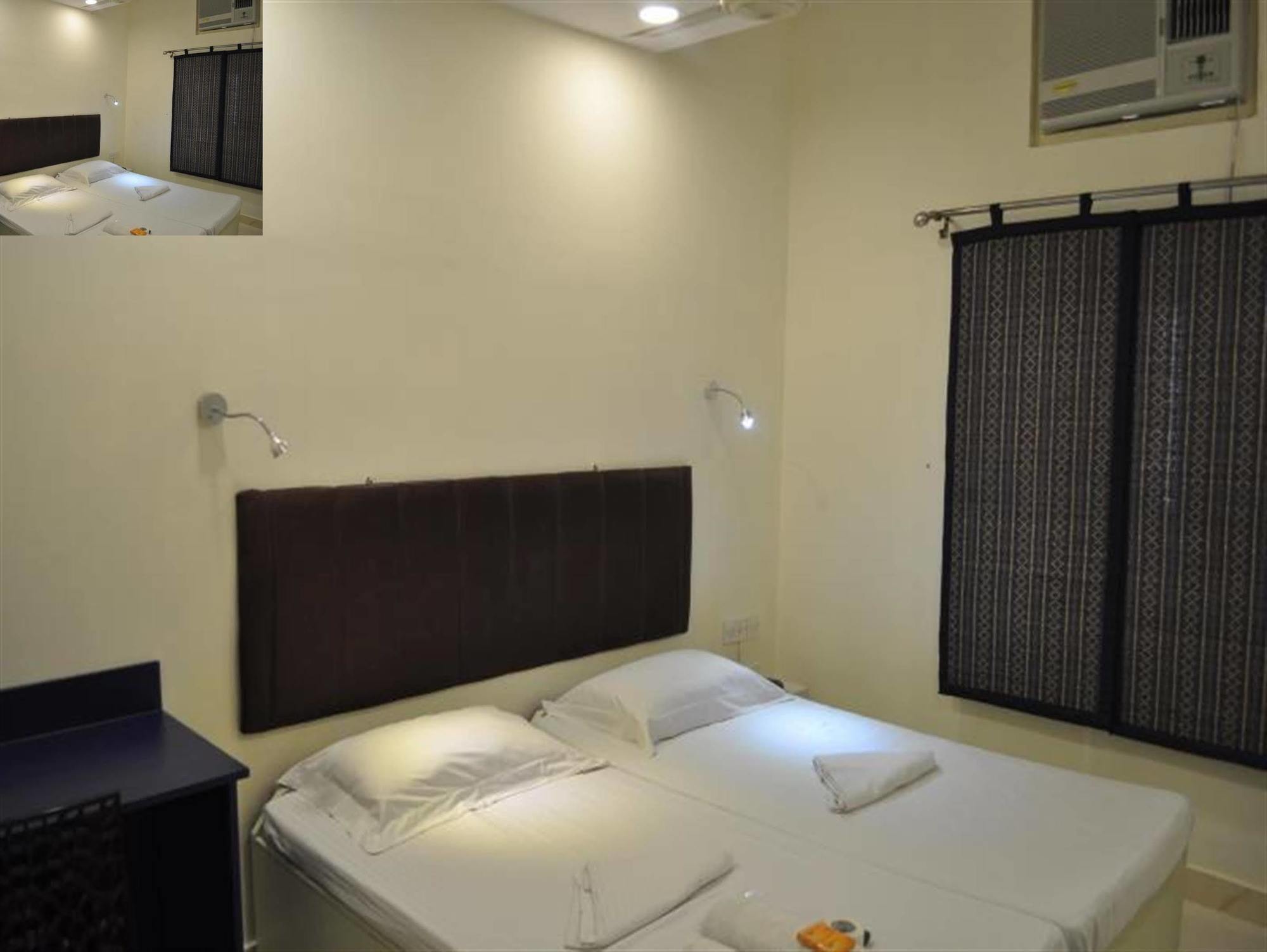 Hotel Kabli New Delhi Ngoại thất bức ảnh